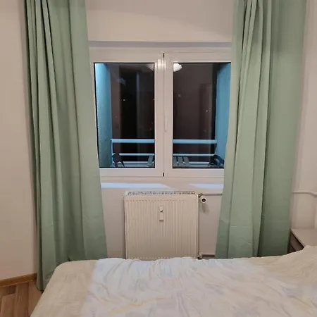 Apartament Calea Victoriei Nr 1 *